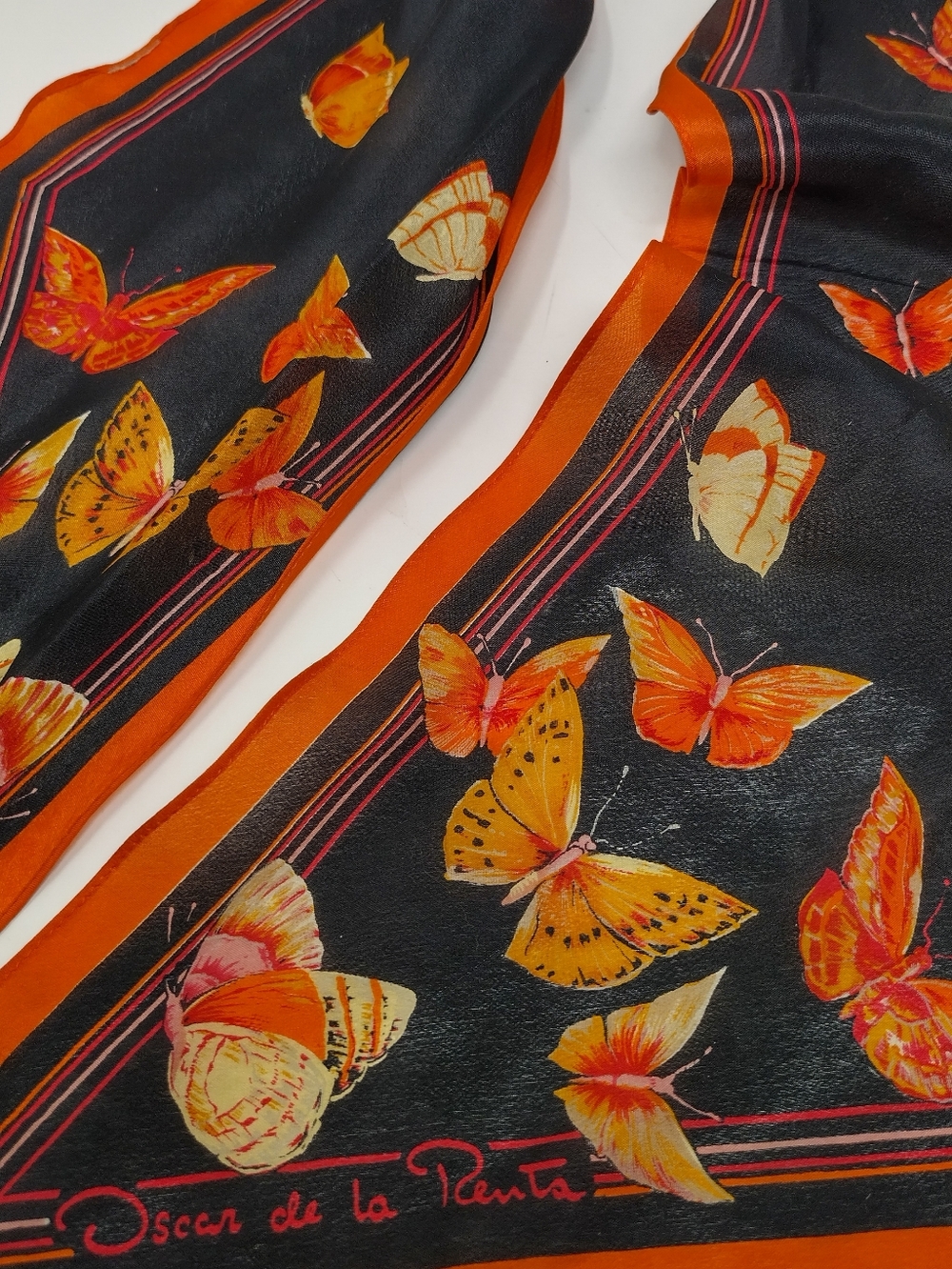 Oscar de la Renta Monarch Butterfly Silk Twilly Scarf